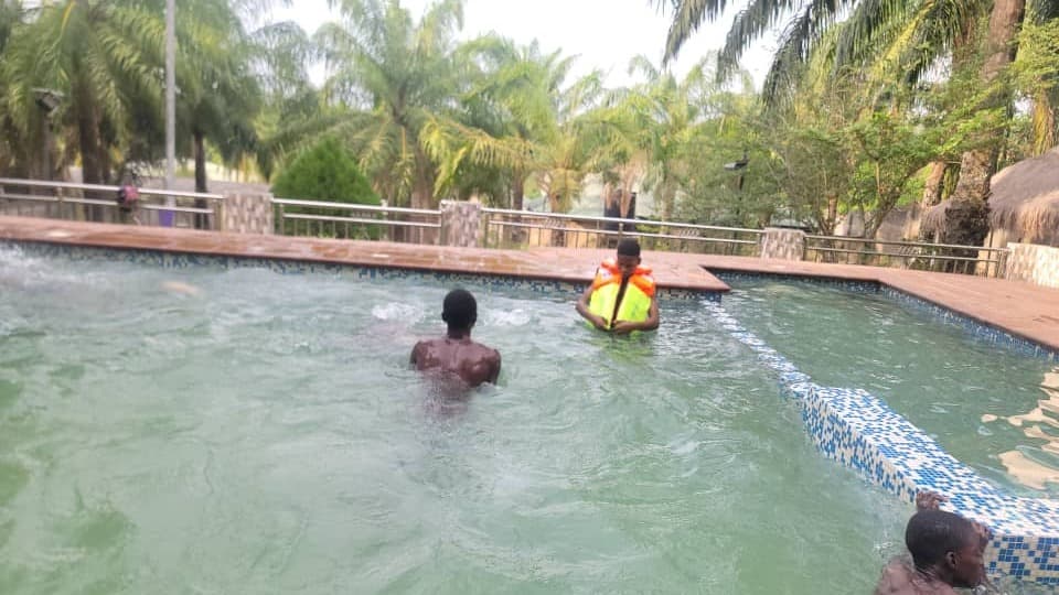 Dipo Resort - Swimming Pool